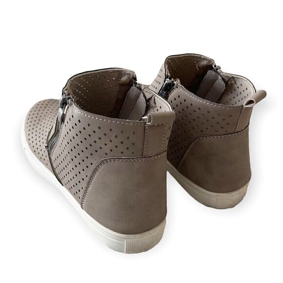 Pierre Dumas Comfort Foam Perforated Slip On Sneakers High Top Taupe Fast-5 - Picture 7 of 11